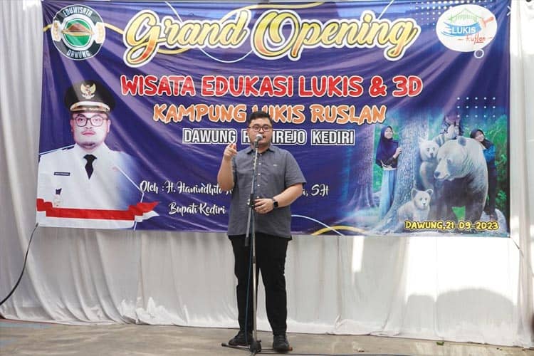 Bupati Kediri Resmikan Wisata Edukasi Lukis Dan 3D Untuk Munculkan Bibit-Bibit Pelukis