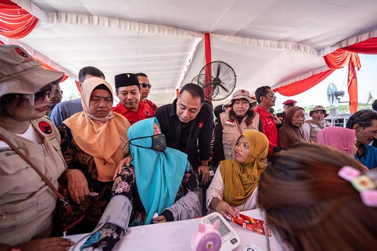 Warga Antusias Ikuti Baksos Kapal Laksamana Malahayati, Eri Cahyadi: Terima Kasih PDIP!