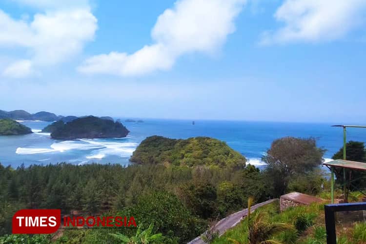 Exploring the Untouched Beauty: 6 Uninhabited Islands of Malang