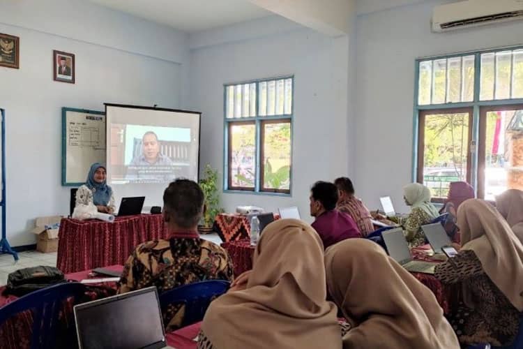 Dosen UNIPMA Madiun Dampingi PSP 3 Kota Kediri pada Lokakarya Pembelajaran Berdiferensiasi