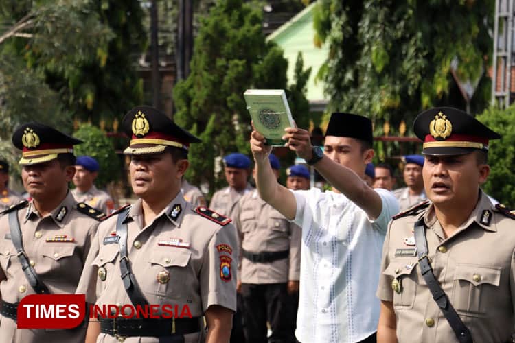 Tingkatkan Kinerja dan Pelayanan, Polresta Banyuwangi Mutasi 4 Perwira
