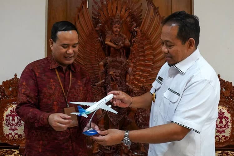 Penjabat Gubernur Minta Penambahan Maskapai Penerbangan Garuda Menuju Bali