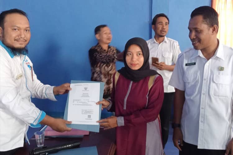 Warga Desa Lekor Lombok Tengah Dapat Adminduk Usai Ngadu Ombudsmen NTB