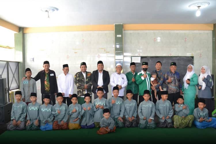 Founder RSU Wajak Husada Malang Puguh Wiji Pamungkas Gelar Khitan Massal se- Malang Raya