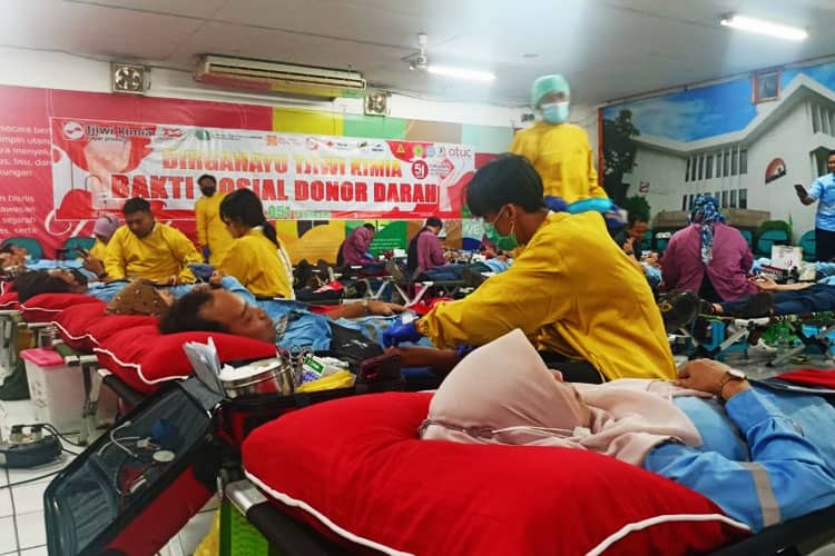 Hut Ke 51 Pabrik Kertas Tjiwi Kimia Gelar Donor Darah