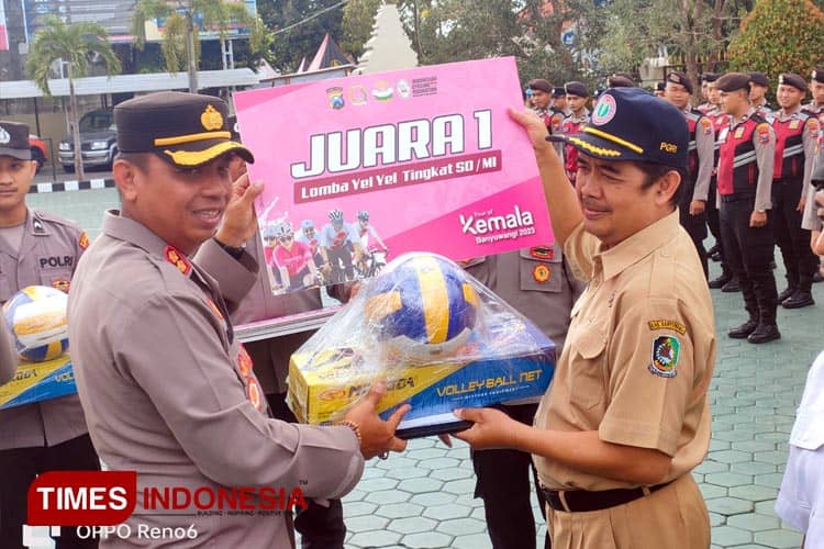 Polresta Banyuwangi Berikan Hadiah Istimewa Kepada Pemenang Lomba Yel-Yel dan Kebersihan Tour of Kemala