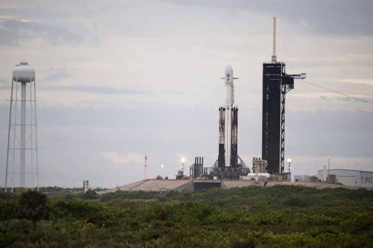 NASA Luncurkan Pesawat Ruang Angkasa untuk Misi Sejauh 3,6 Miliar Km