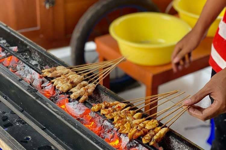 Omzet Makin Gurih, Sate Asin Garuda Buka Cabang Ketiga di Surabaya