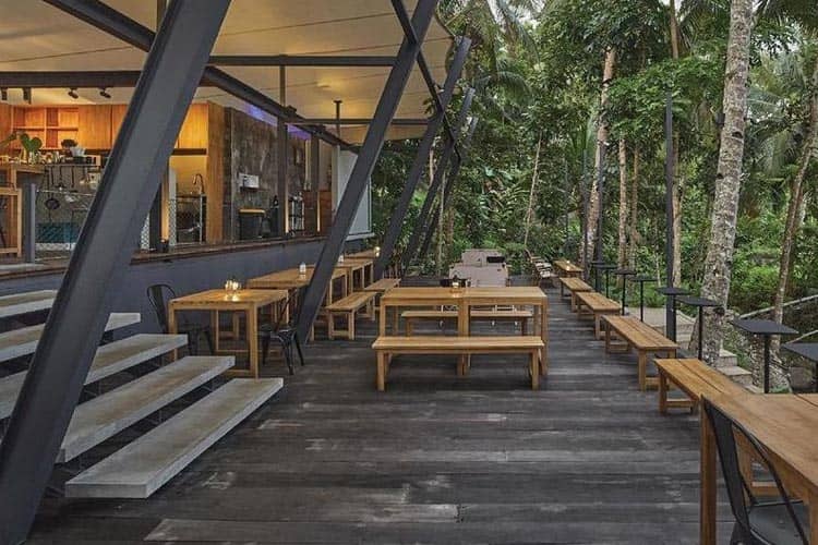 Ini 5 Restoran Terbaik di Banyuwangi yang Wajib Kamu Kunjungi!