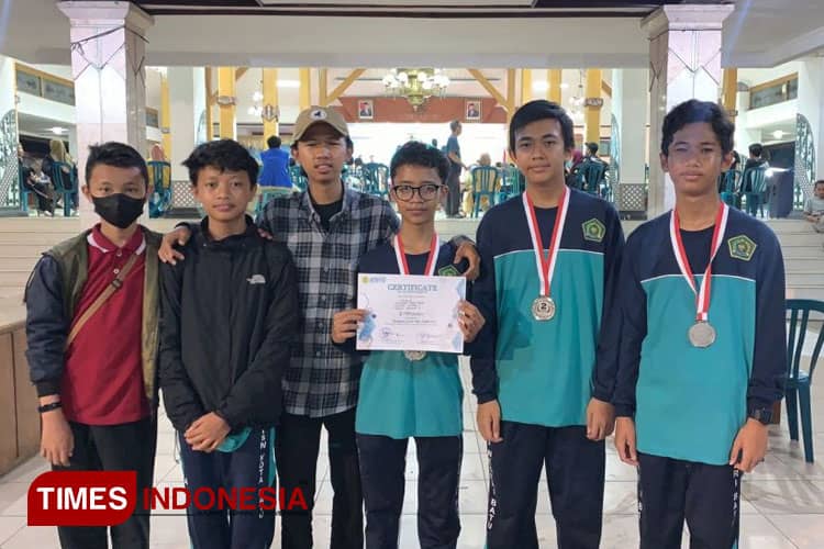 Inovasi Mahasiswa UNISMA Terdepan di RKM dalam Membangun Masa Depan dengan Robotika