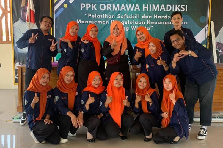 HIMADIKSI UNIPMA Latih Kemandirian Pengelola Wisata Desa Soco melalui PPK Orgamawa 2023