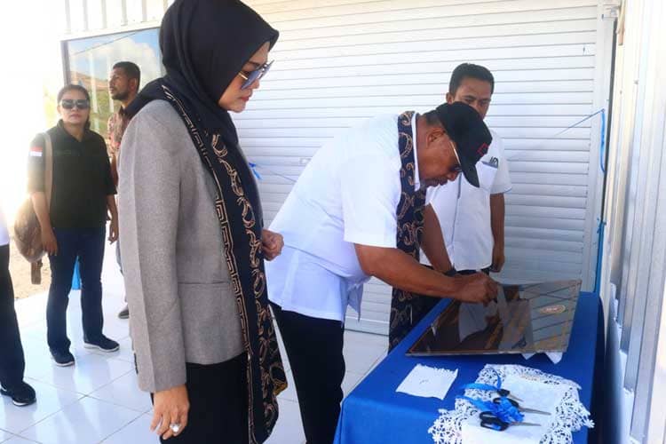 Gubernur Maluku Resmikan Bangsal Pasca Panen Bawang Merah di Maluku Tenggara