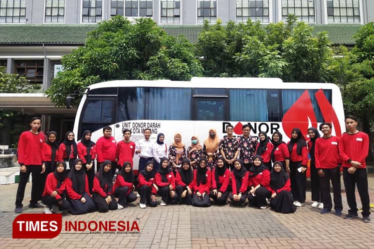 Peringati Hari Pahlawan, KSR-PMI Unit Unisma Gelar Donor Darah Bersama UDD PMI Kota Malang