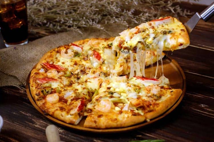 Savor the Unexpected: Exploring Unique Pizza Flavors Around the Globe