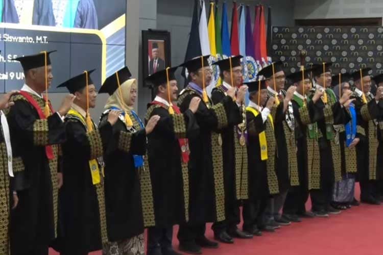 UM Malang Tambah 5 Guru Besar Baru