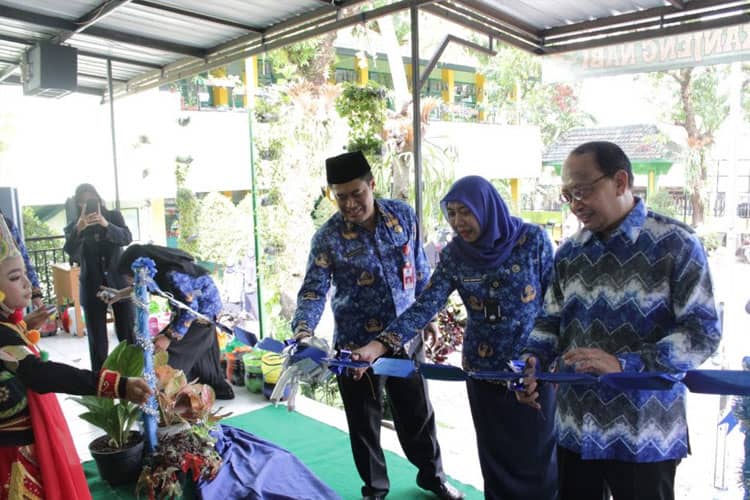 Hasil Hibah PKM UWG Malang Pengolahan Air Limbah Berbasis Ecogreen Diresmikan