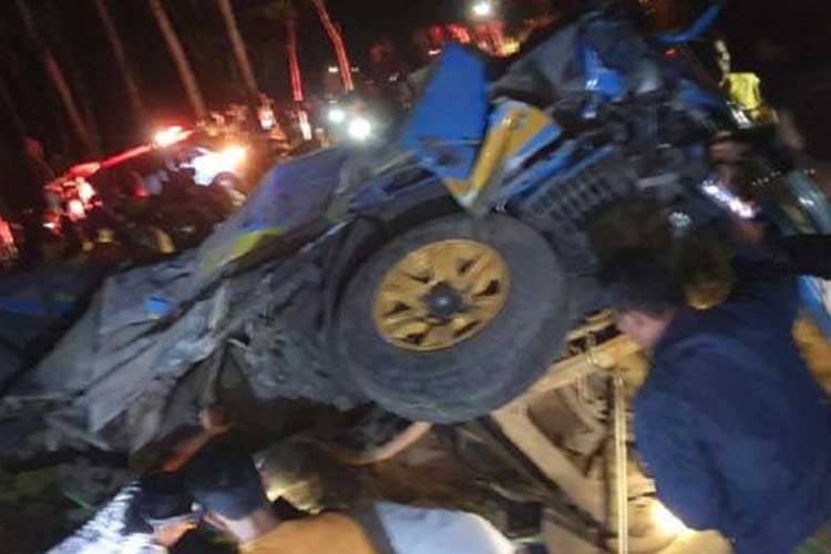 Kronologi Kecelakaan KA Probowangi Sambar Minibus yang Sebabkan 11 Korban Tewas