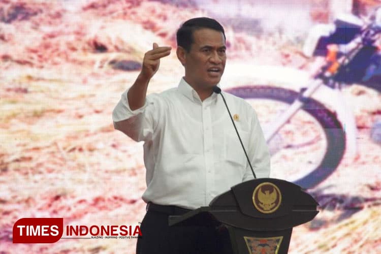 Mentan Amran Semangati Penyuluh Pertanian dan Petani Jawa Timur Pacu Produksi Padi dan Jagung