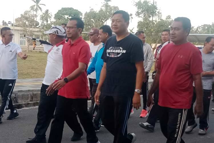 Jalan Sehat, Senam, dan Penanaman Pohon Warnai Jelang HUT ke-52 Korpri