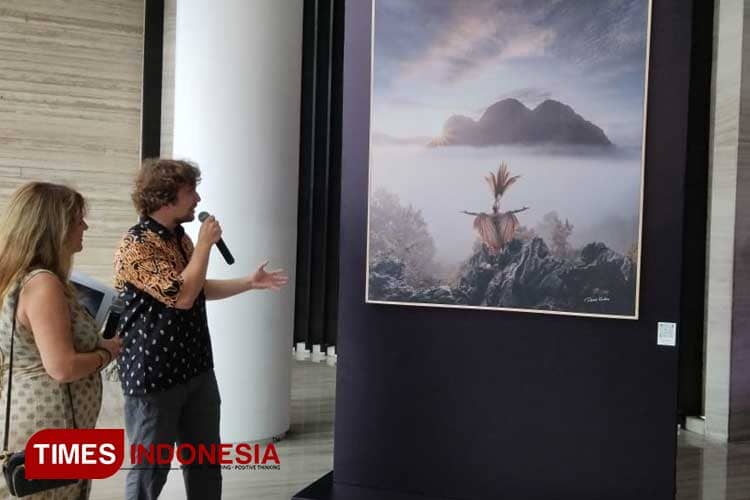 Anniversary ke-11 The Stone Hotel Legian Bali Gelar Pameran Fotografi Daniel Kordan Sebulan