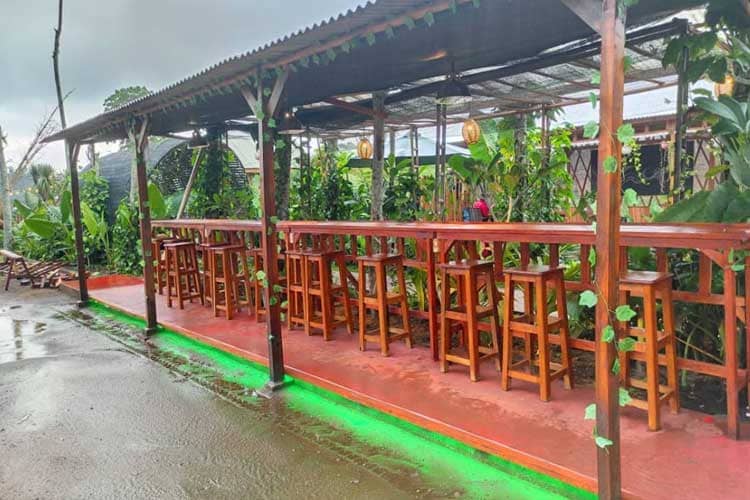 Esto Coffee Malang: Tempat Meeting yang Nyaman dan Fasilitas Lengkap