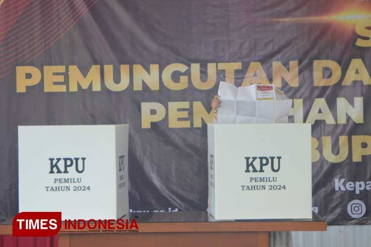 Siap Layani Hak Pilih, KPU Kabupaten Malang Gelar Simulasi Pungut Hitung Suara