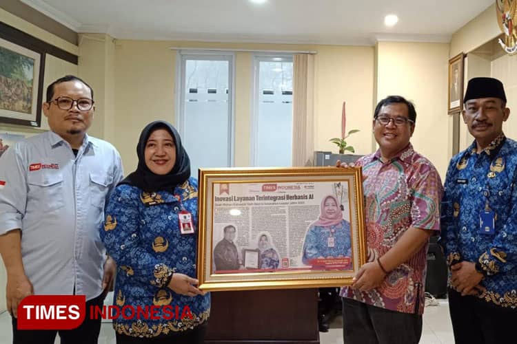 Satu Jam Bersama Dyah Wahyu Ernawati: Keseimbangan Cipta dan Doa