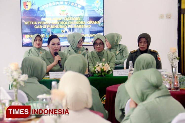 Dihadapan Anggota, Ketua Persit KCK Cab XI Pushubad PG Mabesad Tekankan Netralitas Pemilu 2024