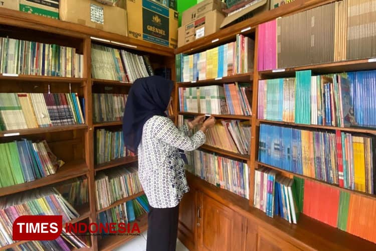Mahasiswa KKN-T MBKM Kelompok 31 UNIPMA Jalankan Program Bakti Negeri di MI Ma’arif Panjeng