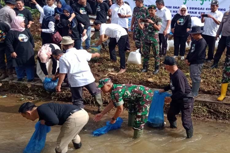 Aksi Kodim 0617 Majalengka dalam Peringatan HPSN