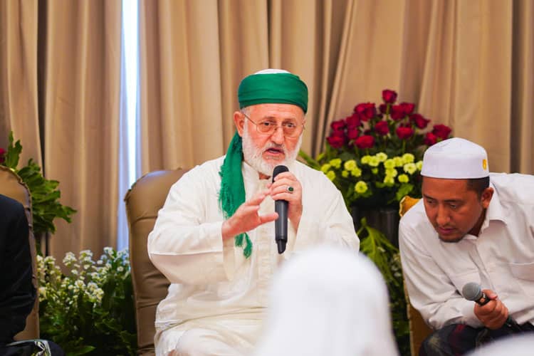 Cicit Syaikh Abdul Qodir Al Jailani Doakan Khofifah Kembali Pimpin Jatim