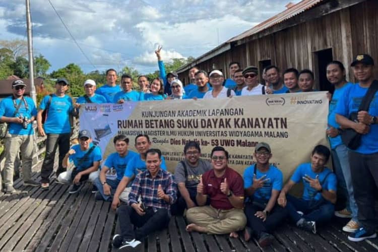 Kunjungan Akademik Lapangan MIH UWG di Rumah Betang Suku Dayak Kanayatn Pontianak Menjadi Pembelajaran Berharga