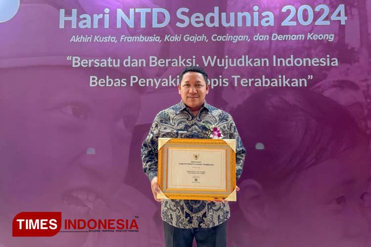 Pemkab Taliabu Dapat Penghargaan Sertifikat Bebas Frambusia dari Kemenkes RI