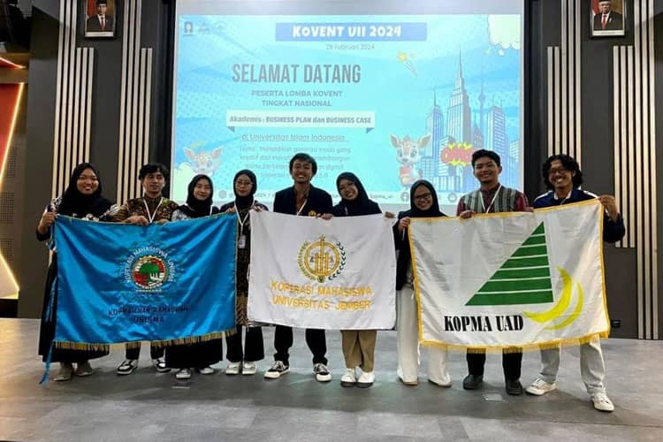 Tim Kopma Unisma Malang Tim Lolos 8 Besar Lomba Bussines Plan Lomba Kovent