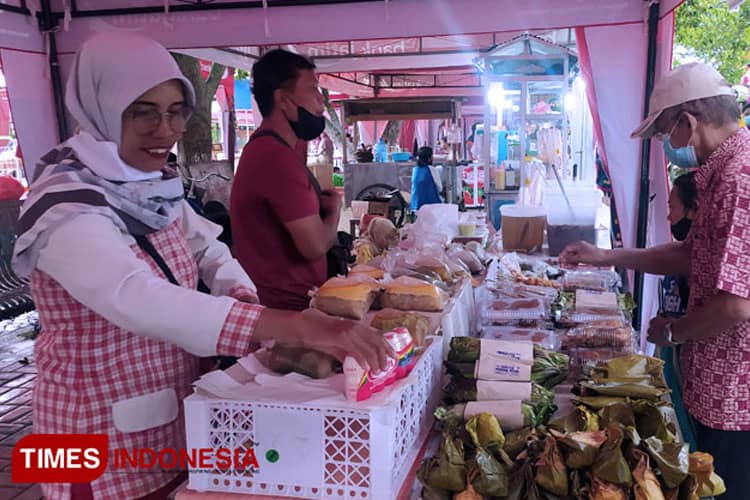 Ngabuburit di Bazar Ramadan Bondowoso, Ada 300 Lebih UMKM