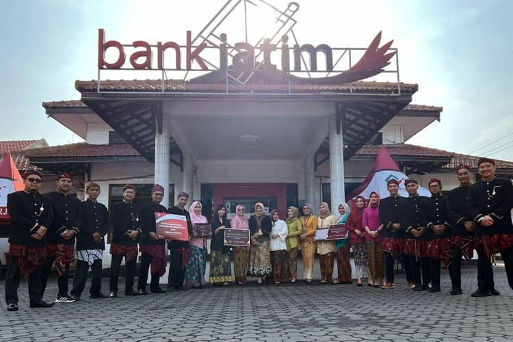 Bank Jatim Cabang Sidoarjo Raih Penghargaan Growth Netto Konsumer Terbaik Pertama di Jawa Timur