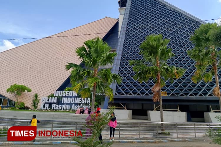 Santai dan Bersejarah, Ngabuburit di Museum Islam Minha Jombang