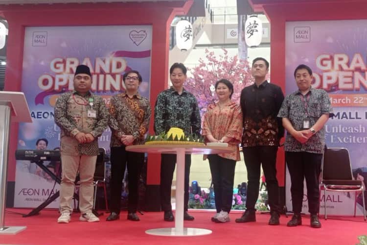 AEON Mall Deltamas Gelar Syukuran Santuni Anak Yatim Piatu