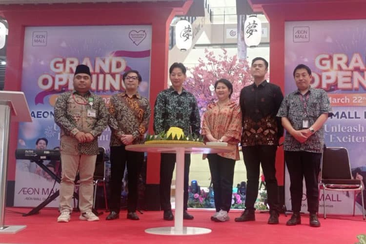 AEON Mall Deltamas Gelar Syukuran Santuni Anak Yatim Piatu