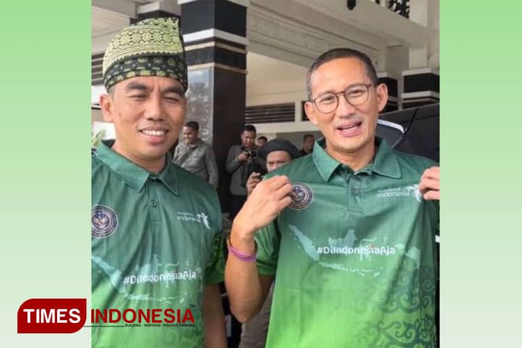 Perkuat Produk Lokal, Sandiaga Uno Ajak Pakai Jersey Karya Anak Negeri