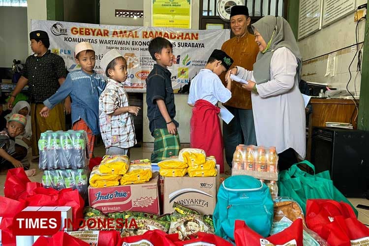 Komunitas Wartawan Ekonomi Bisnis Surabaya Konsisten Bantu Panti Asuhan