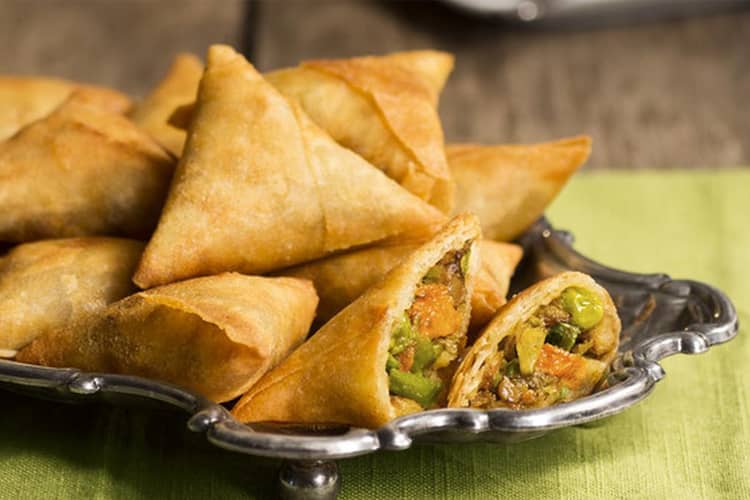 Samosa: Cita Rasa Arab untuk Takjil Berbuka Puasa