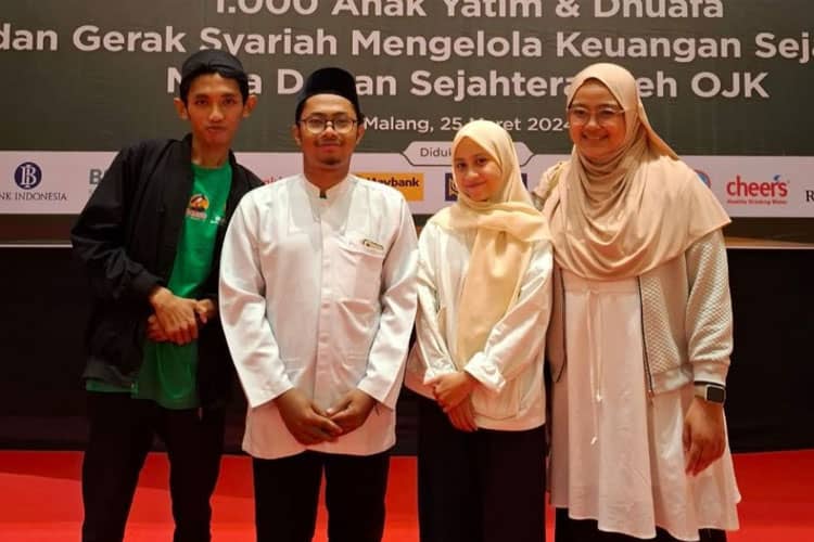 Mahasiswa BCB Baznas Unisma Malang Ikuti Gebyar Malam Lailatul Qodar