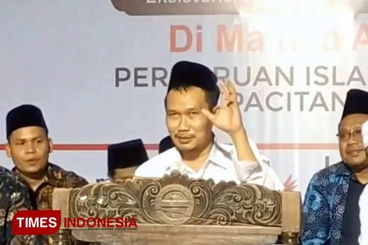 Zakat Fitrah Mudah ala Gus Baha: Utamakan Kerabat Dekat atau Rata ke Semua Fakir Miskin?