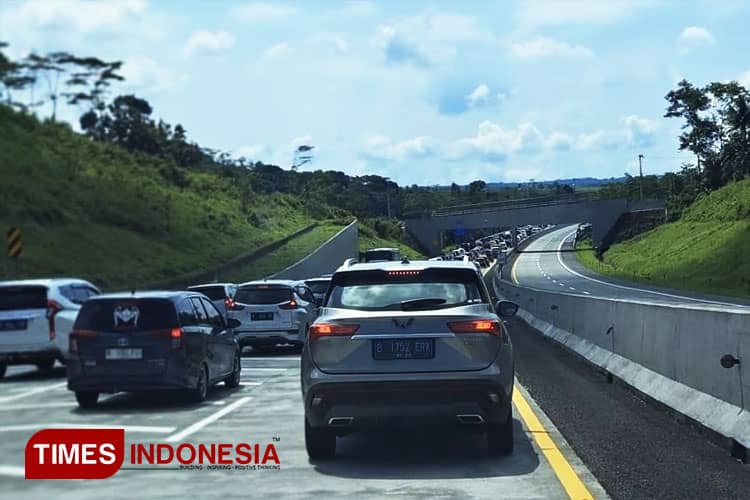 Lonjakan Arus Balik, Lebih dari 900 Ribu Kendaraan Kembali ke Jabotabek Sepekan Terakhir