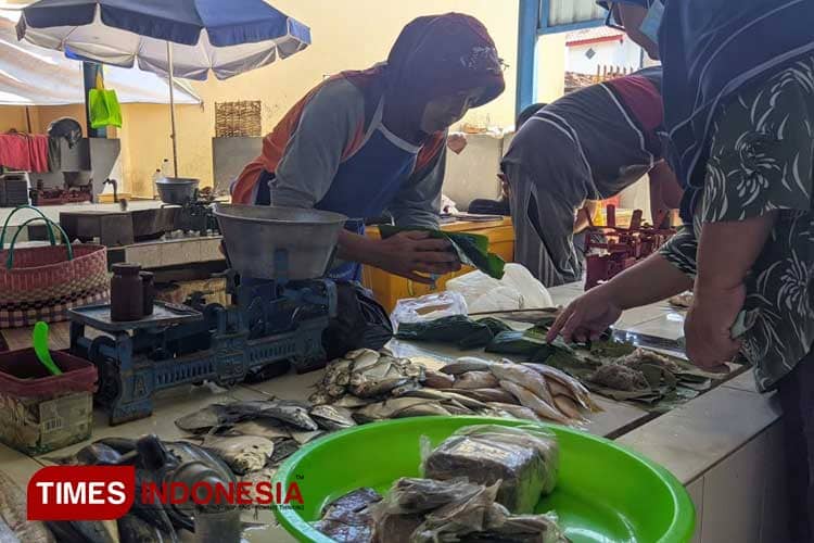 Harga Ikan Kembung di Kabupaten Pacitan Terus Melejit, Pedagang dan Konsumen Menjerit