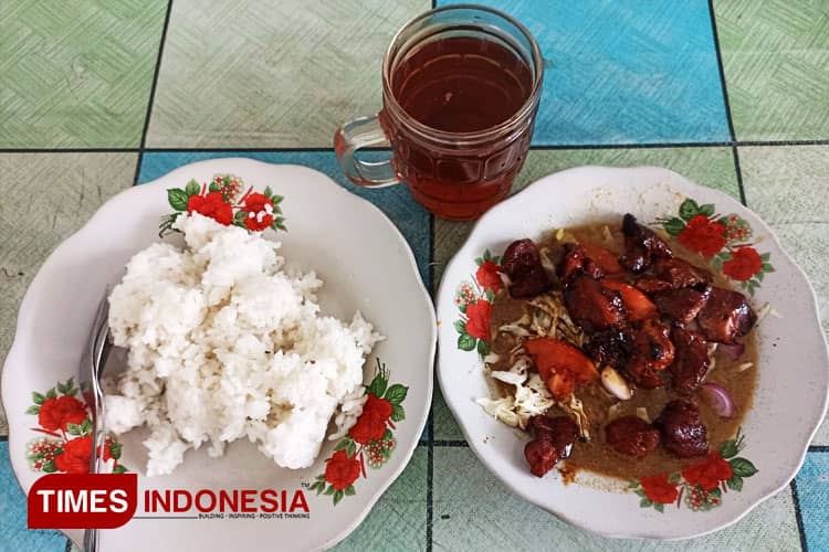 Cuma Buka Pahing dan Wage, Sate Pak Min di Pasar Kacangan Boyolali Selalu Ludes
