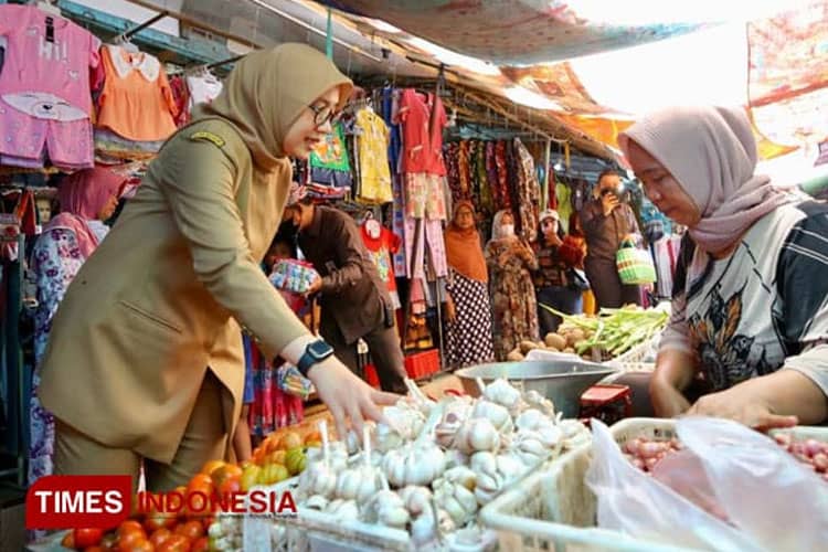 Putar Perekonomian, ASN Didorong Belanja di Tempat Relokasi Pasar Banyuwangi