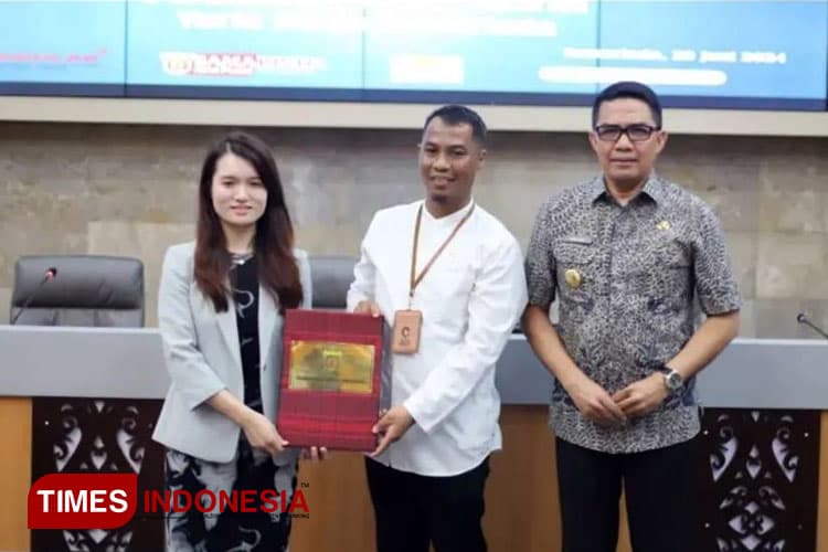 Perumda Varia Niaga Kota Samarinda Jalin Kemitraan Startegis dengan ADB Rainmaker Ventures Holdings Limited