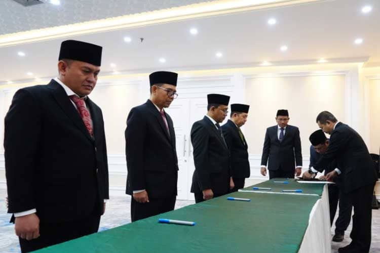 Akhmad Sruji Bahtiar Resmi Jabat Kepala Kanwil Kemenag Provinsi Jatim